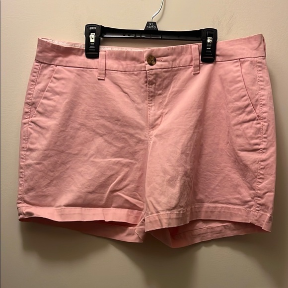 Old navy Pink chino Women's Shorts size 10 - Picture 1 of 9